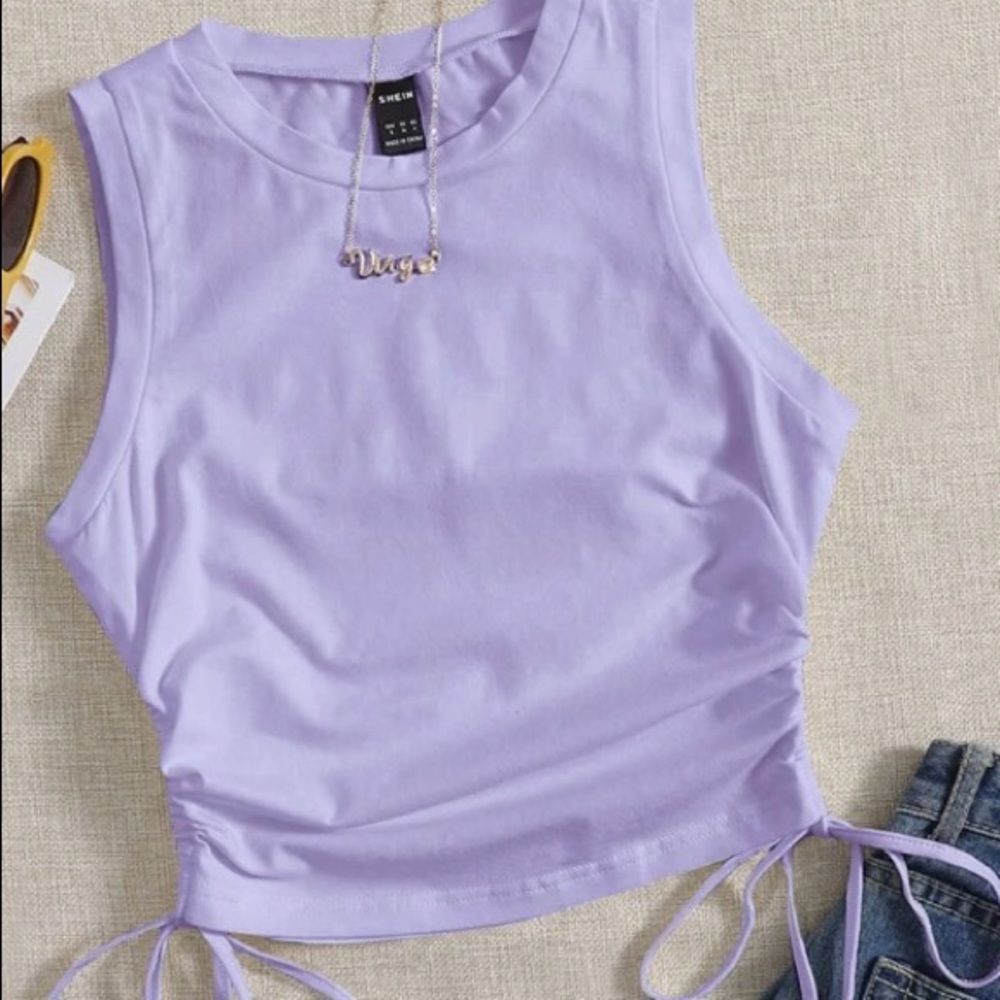 purple cropped top